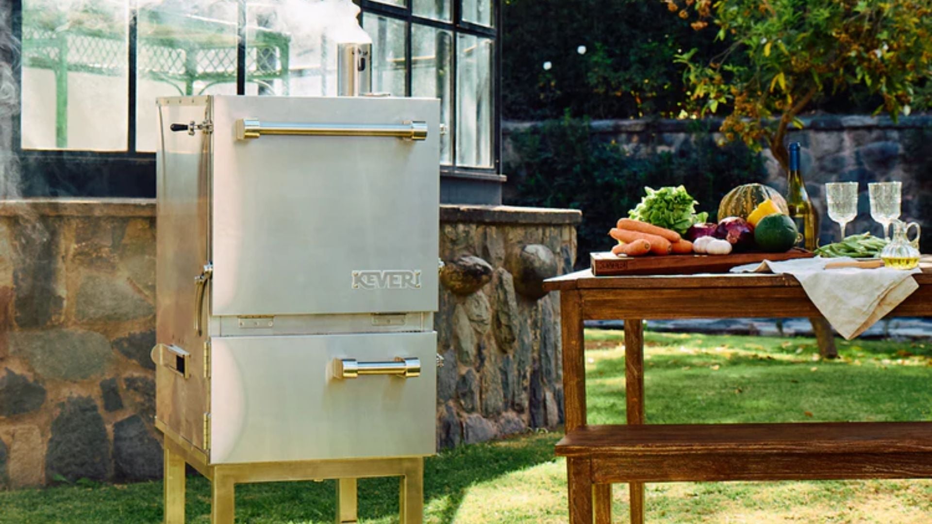 Keveri H1 multipurpose charcoal oven for smoking grilling baking and wood-fired pizza