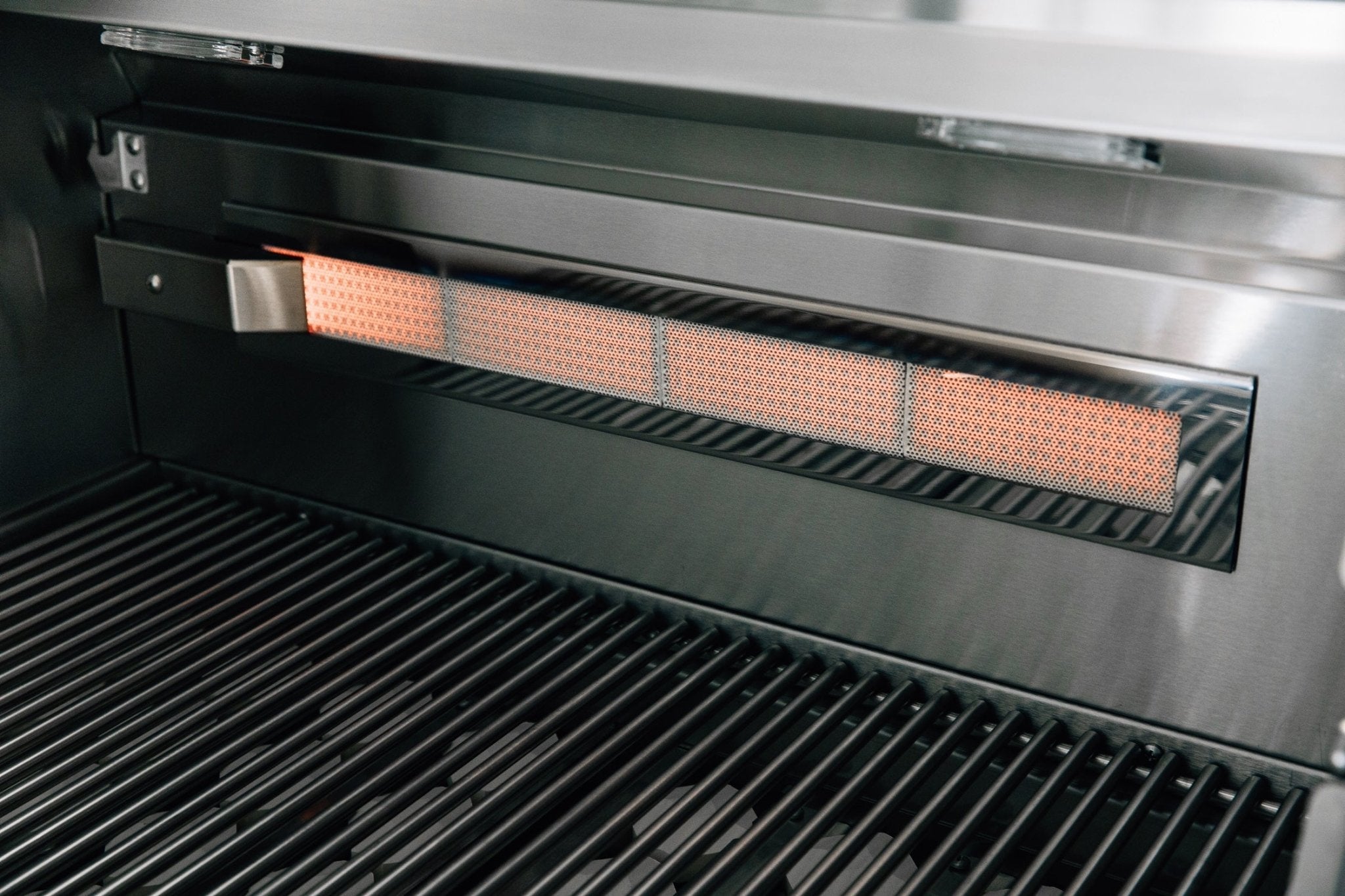 Alturi 36" Freestanding Grill - by American Made Grills | Buy at Agent BBQ
