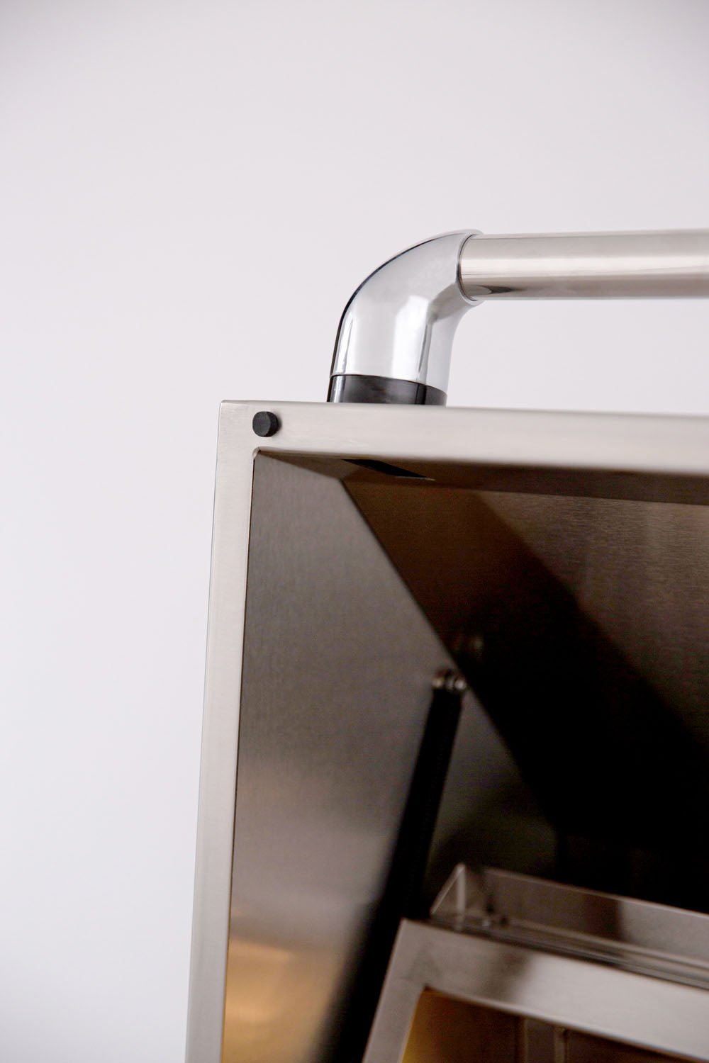 Alturi 42" Freestanding Grill - by American Made Grills | Buy at Agent BBQ
