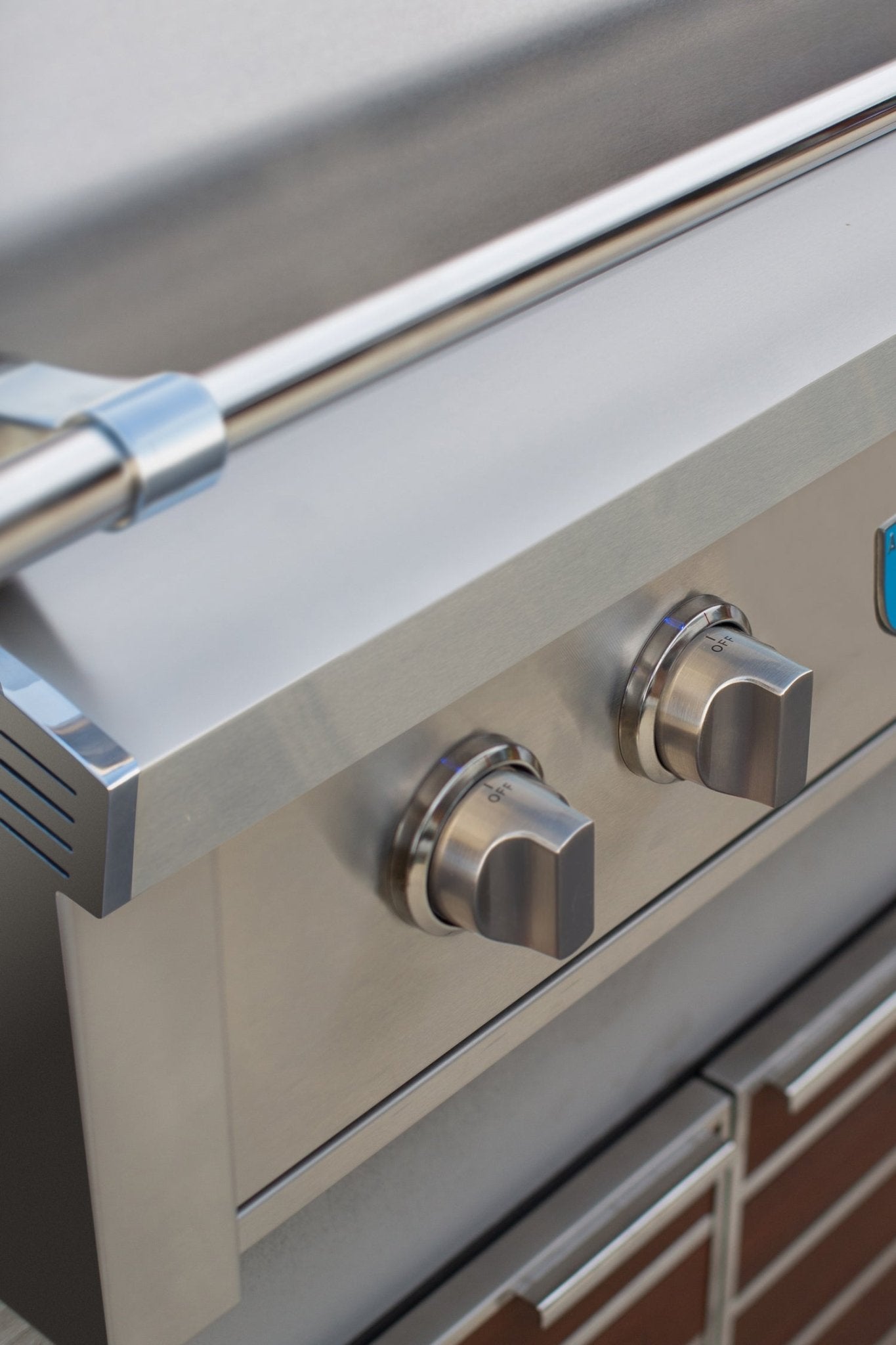 Estate - 36" Gas Grill - by American Made Grills | Buy at Agent BBQ