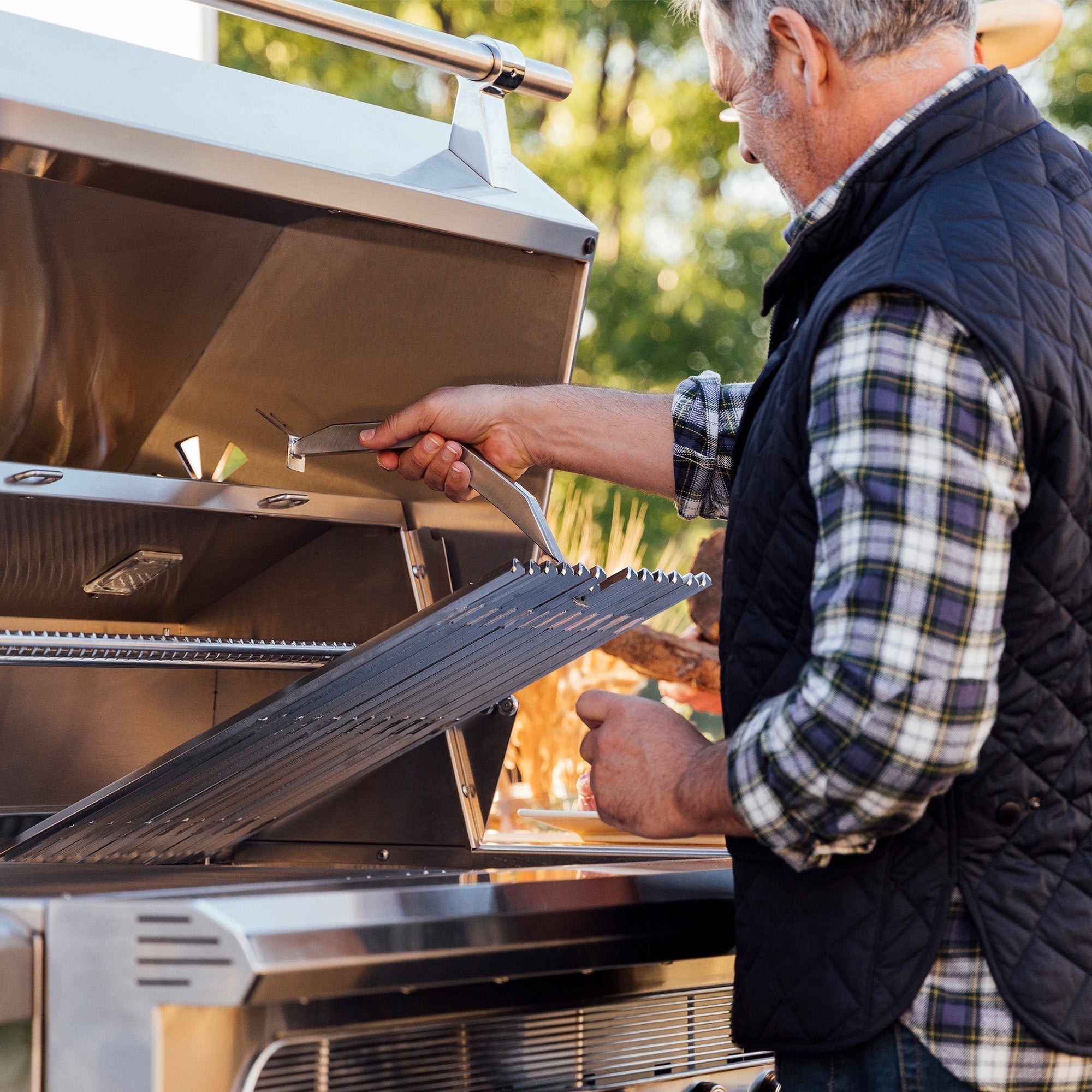 Freestanding Muscle - 36" Hybrid Grill - by American Made Grills | Buy at Agent BBQ