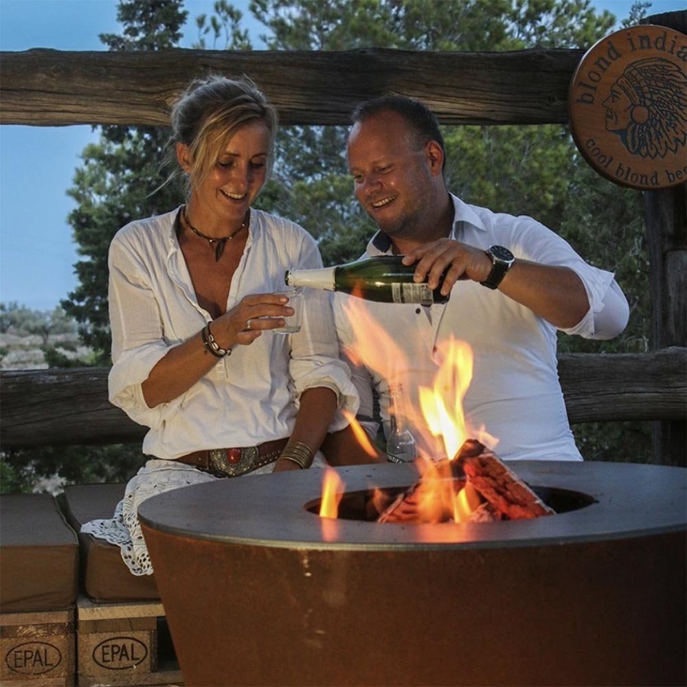 Arteflame Classic 40″ — Round Base Flat-Top Grill & Fire Bowl (CORTEN Steel) - All Products, Arteflame Grills by Arteflame | Buy at Agent BBQ