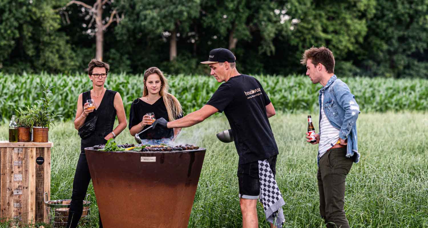 Arteflame One Series 40″ — XXL Flat-Top Charcoal Grill & Fire Bowl (Single-Piece CORTEN Body) - All Products, Arteflame Grills by Arteflame | Buy at Agent BBQ