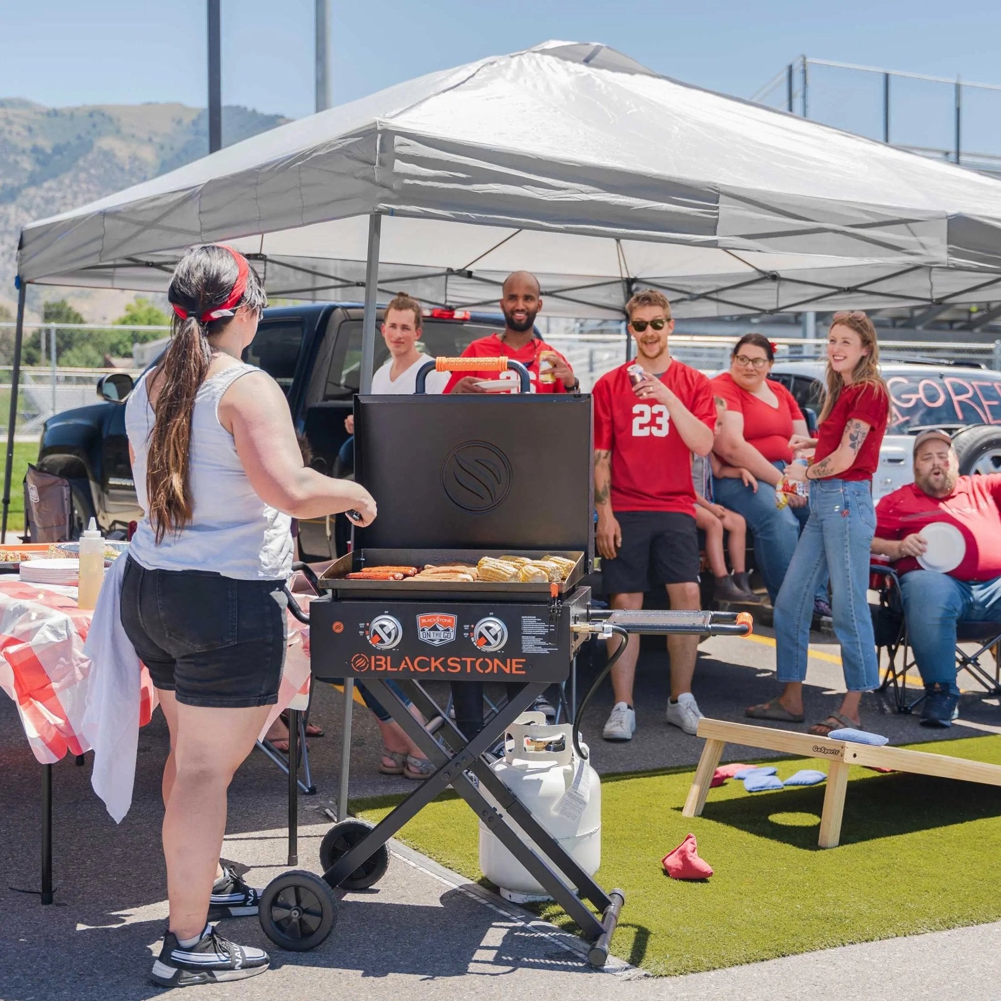 Blackstone - 22" On The Go Scissor Cart Griddle W/Hood - 2350 - by Blackstone | Buy at Agent BBQ