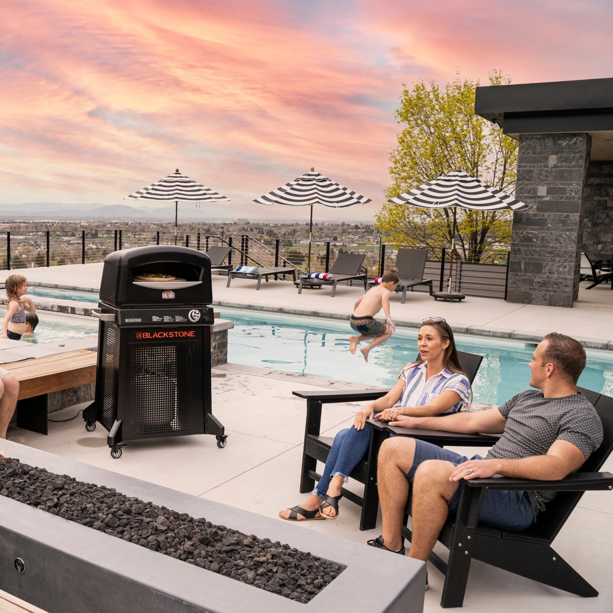 Blackstone Pizza Oven w/Cart - 6825 - Outdoor Pizza Oven by Blackstone | Buy at Agent BBQ