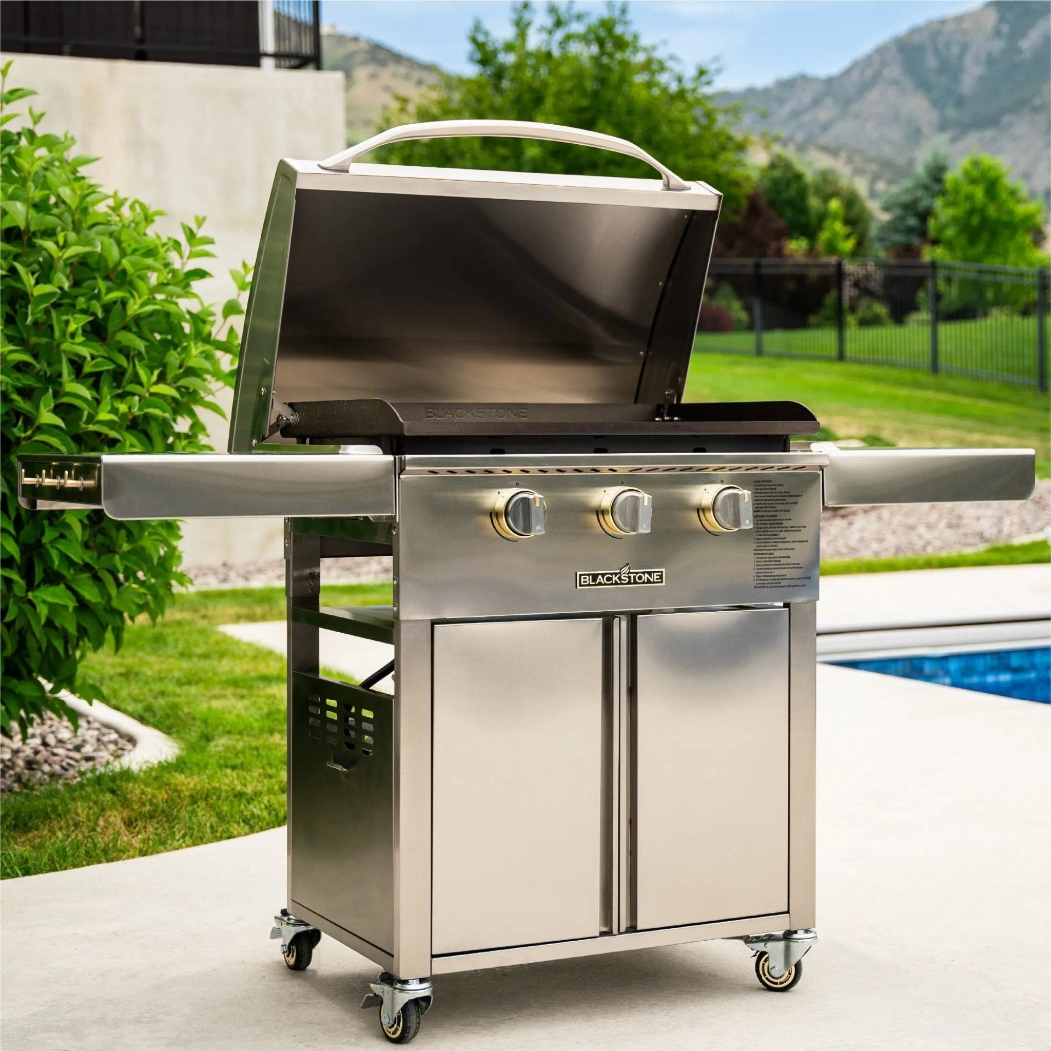 Blackstone Select 28" Griddle with Cabinet - 6009 - by Blackstone | Buy at Agent BBQ