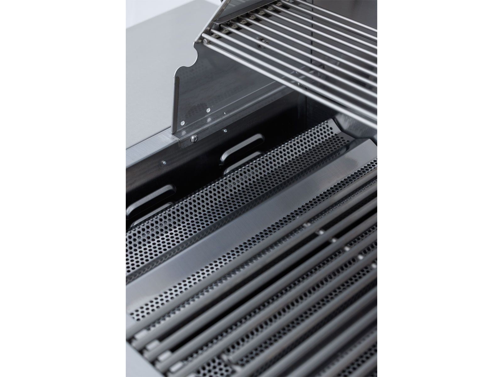 Blaze BCM 25 - in 3 - Burner Built - In Gas Grill - Grill by Blaze Grills | Buy at Agent BBQ