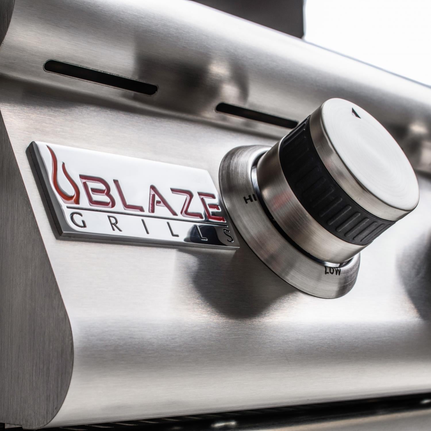 Blaze Prelude LBM 32 - Inch 4 - Burner Freestanding Gas Grill - BLZ - 4LBM - LP/NG - by Blaze Grills | Buy at Agent BBQ