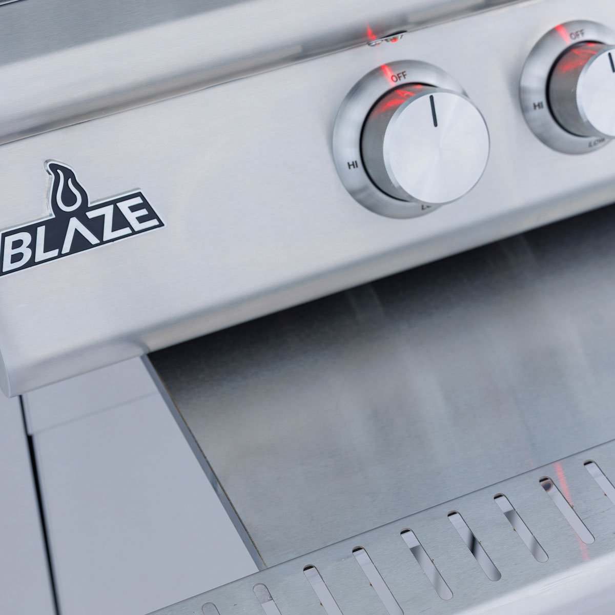 Blaze Premium 26 - Inch Built - In Gas Outdoor Pizza Oven with Bluetooth Probes - by Blaze Grills | Buy at Agent BBQ