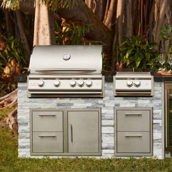 Blaze Premium LTE+ 32 - Inch Gas Grill W/ Rear Infrared Burner & Lift - Assist Hood - BLZ - 4LTE3 - Gas Grill by Blaze Grills | Buy at Agent BBQ