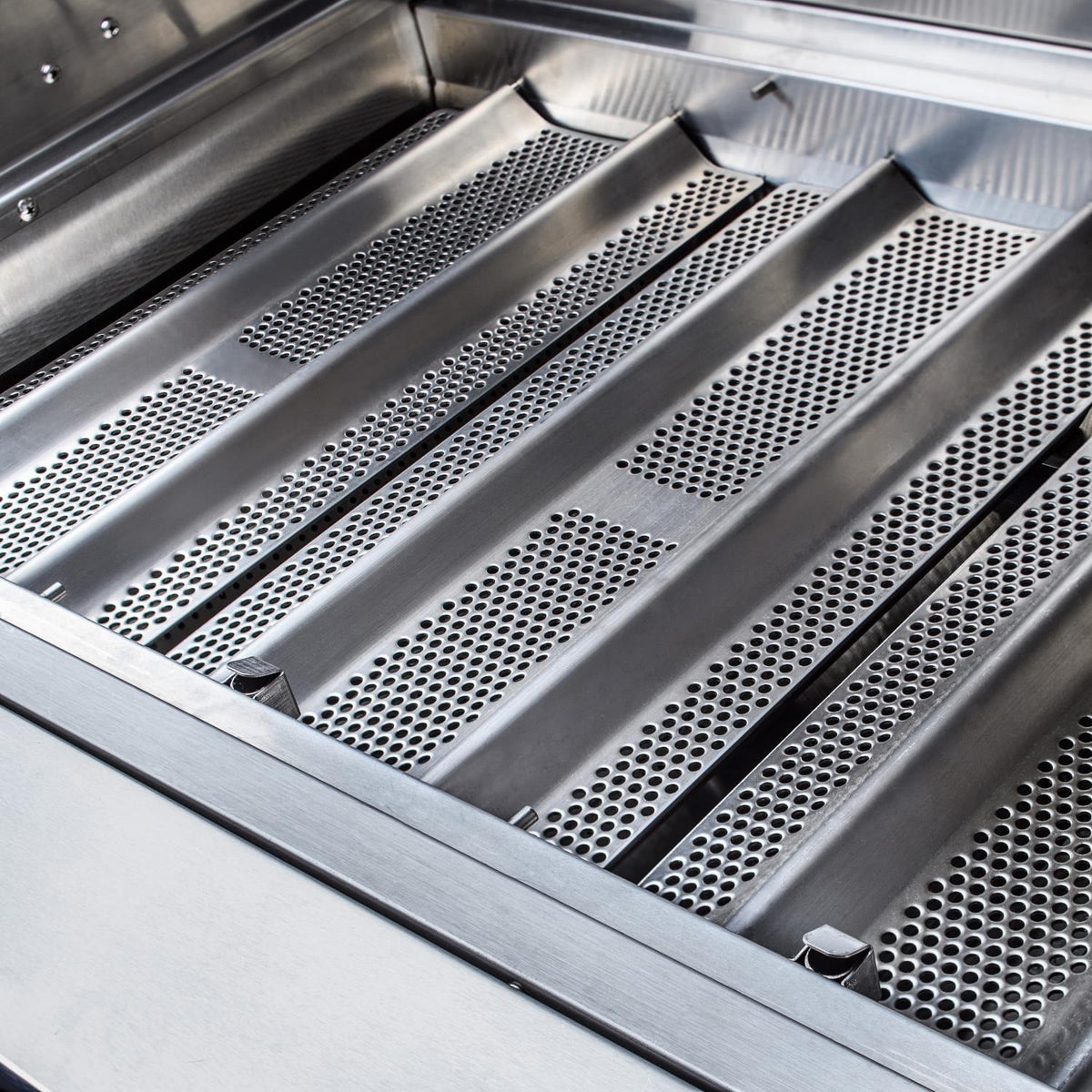 Blaze Professional LUX 34 - Inch 3 - Burner Freestanding Gas Grill With Rear Infrared Burner - BLZ - 3PRO - LP/NG - by Blaze Grills | Buy at Agent BBQ