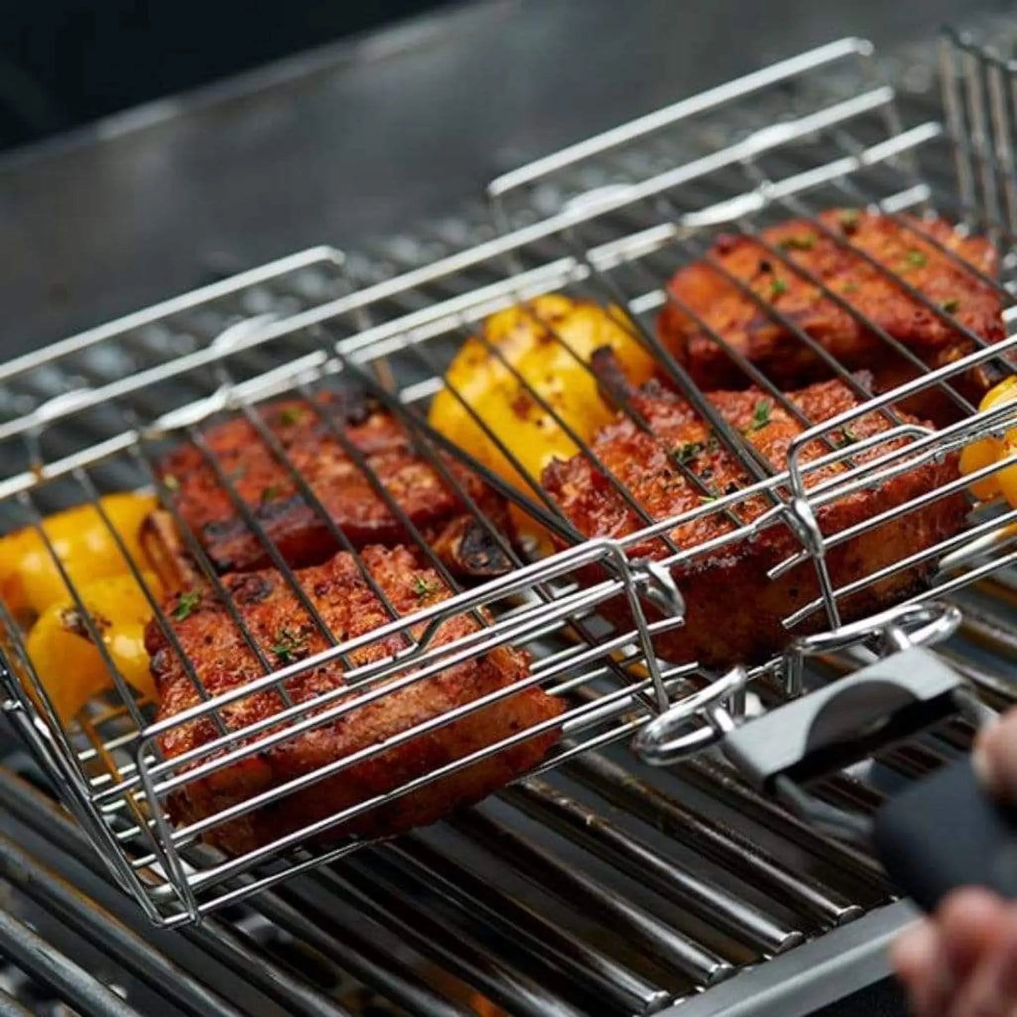 Broil King 12" Stainless Steel Grill Basket w/ Detachable Handle - by Broil King | Buy at Agent BBQ