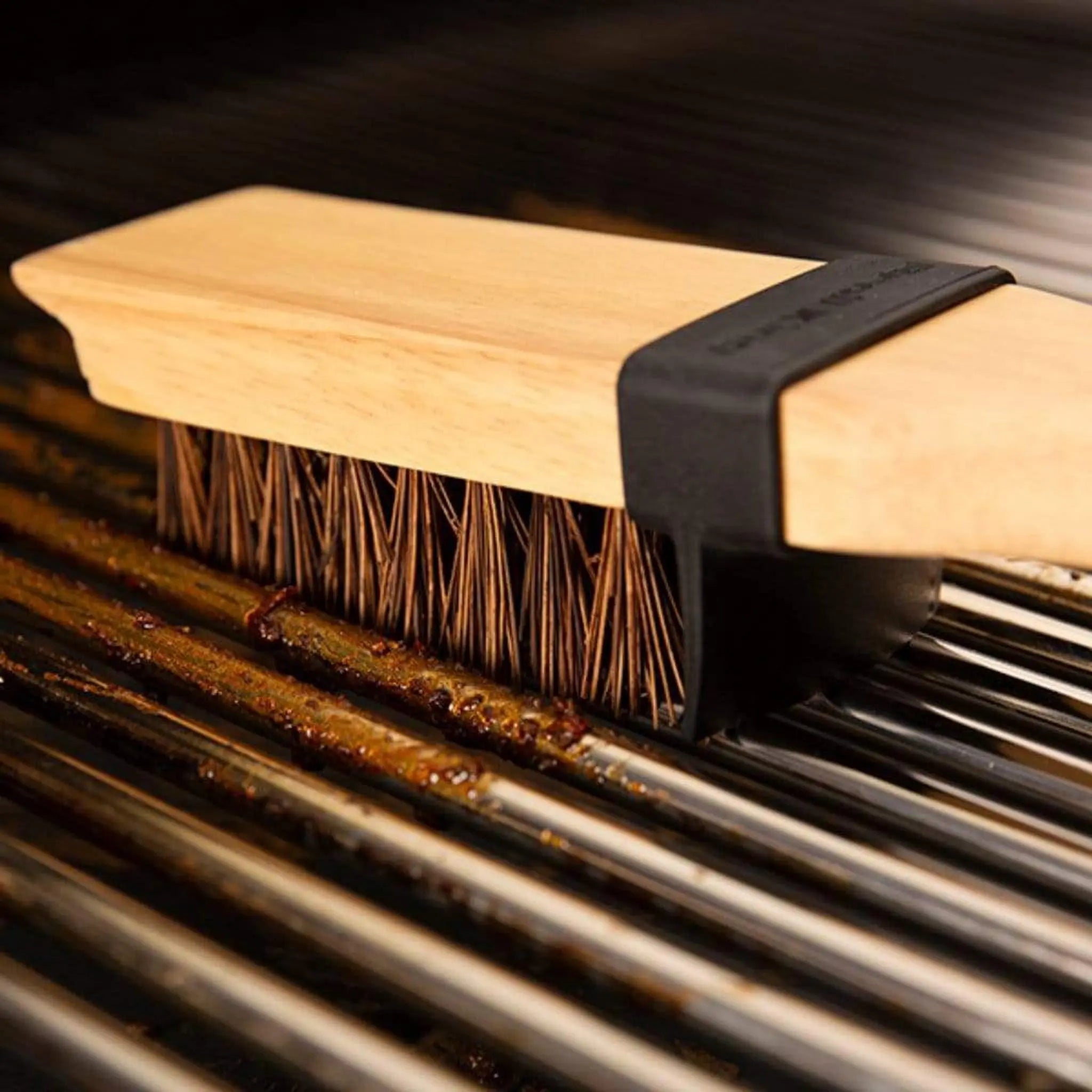 Broil King 20" Heavy Duty Palmyra Bristles Wood Grill Brush - by Broil King | Buy at Agent BBQ