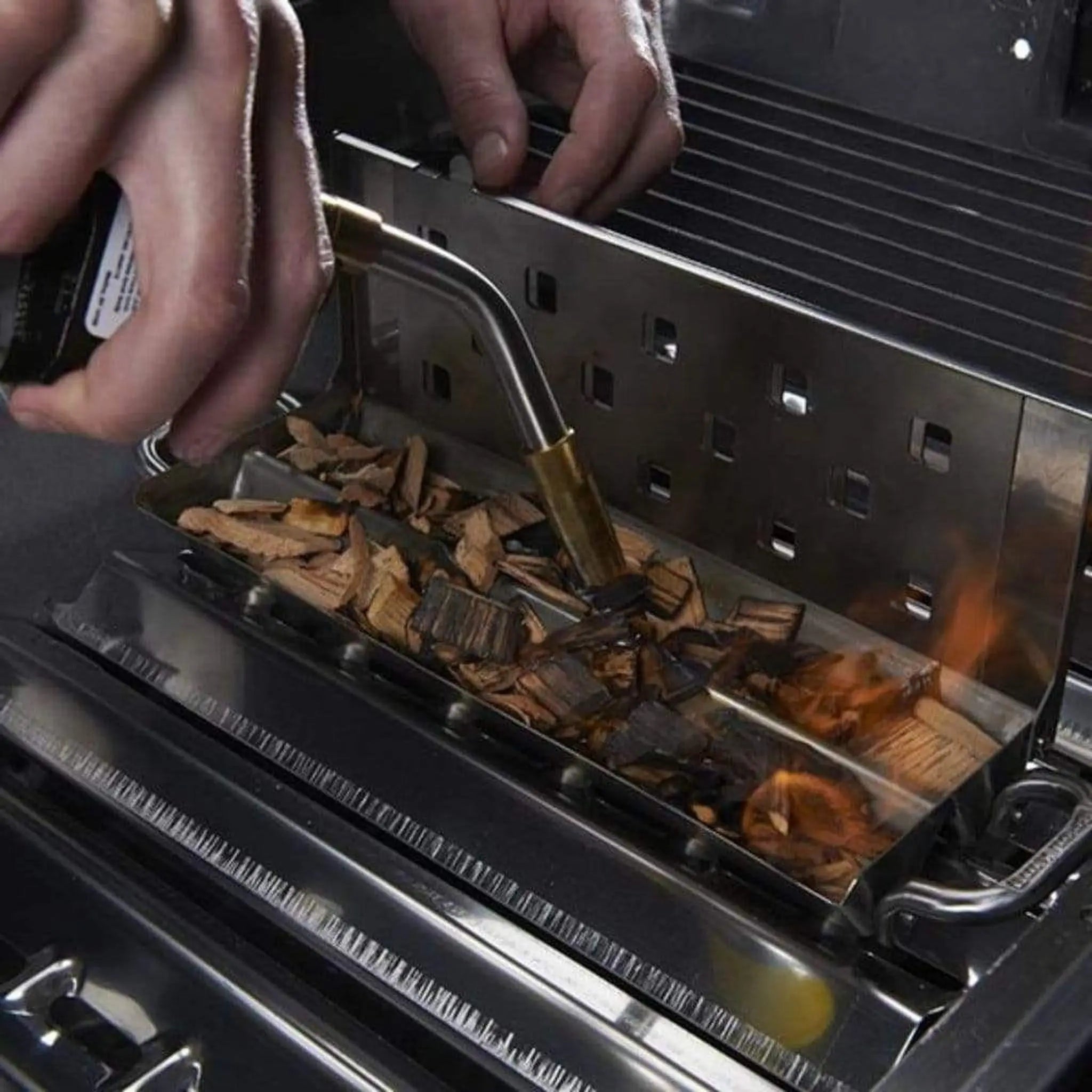 Broil King 9" Boxed Hickory Wood Chips - by Broil King | Buy at Agent BBQ
