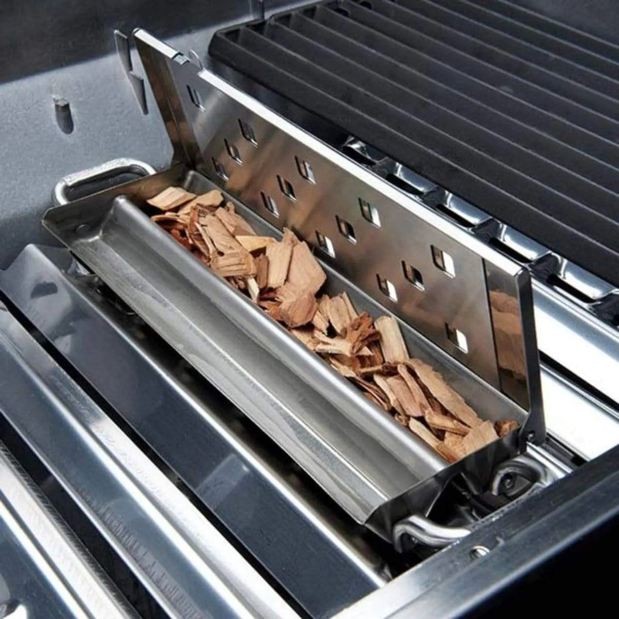 Broil King 9" Boxed Hickory Wood Chips - by Broil King | Buy at Agent BBQ