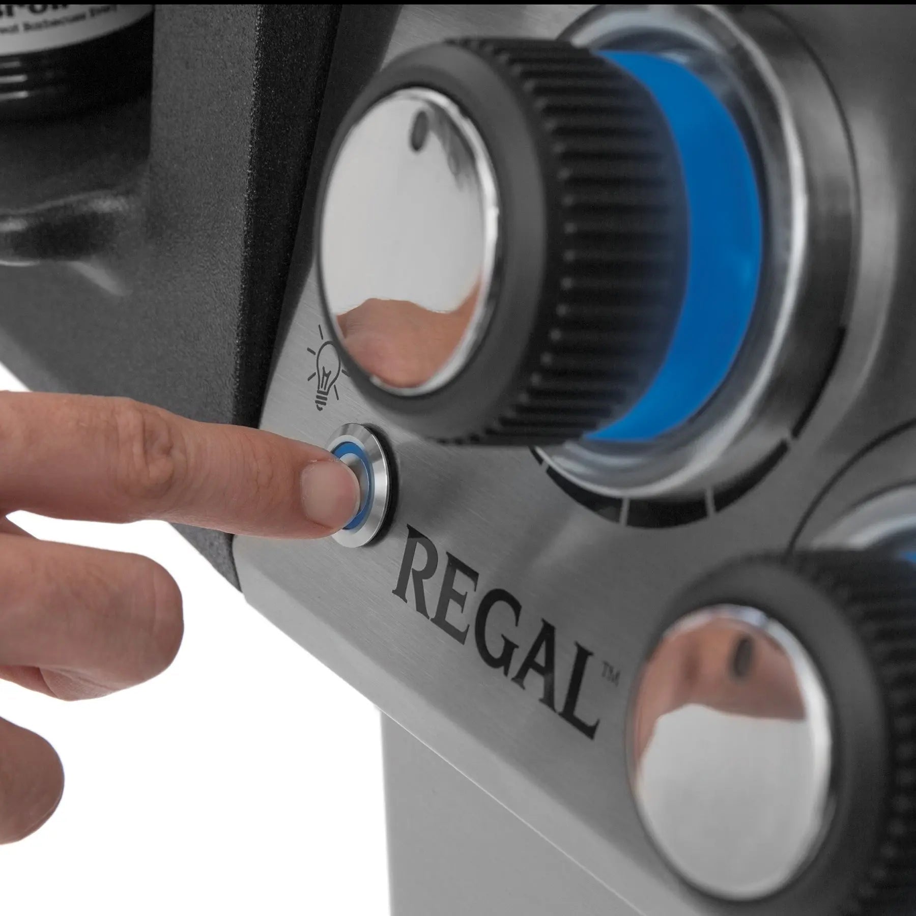 Broil King Regal S 490 Pro IR 4 - Burner Gas Grill - Stainless Steel - by Broil King | Buy at Agent BBQ