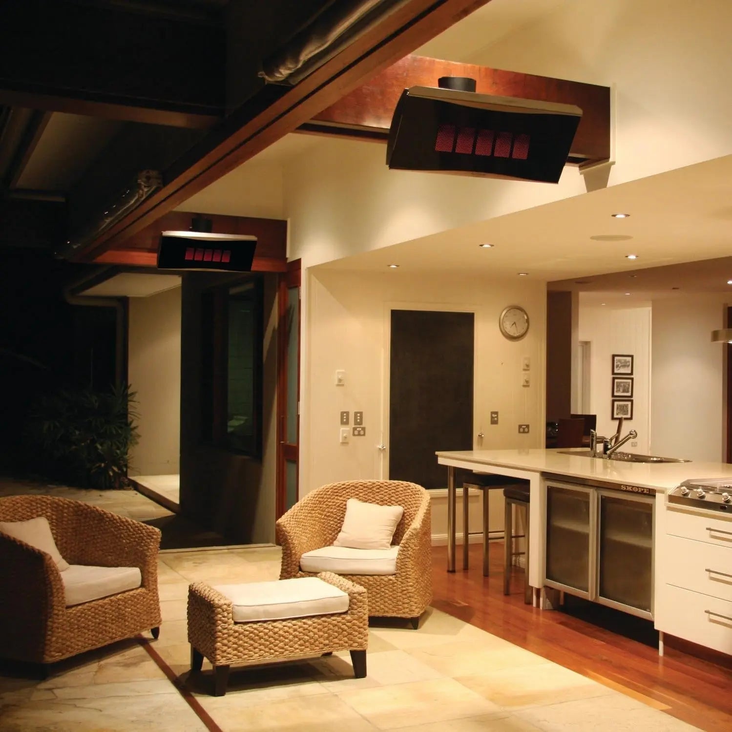 Bromic Heating - Platinum 500 Smart - Heat 29 - Inch 39,800 BTU Gas Patio Heater - by Bromic Heating | Buy at Agent BBQ