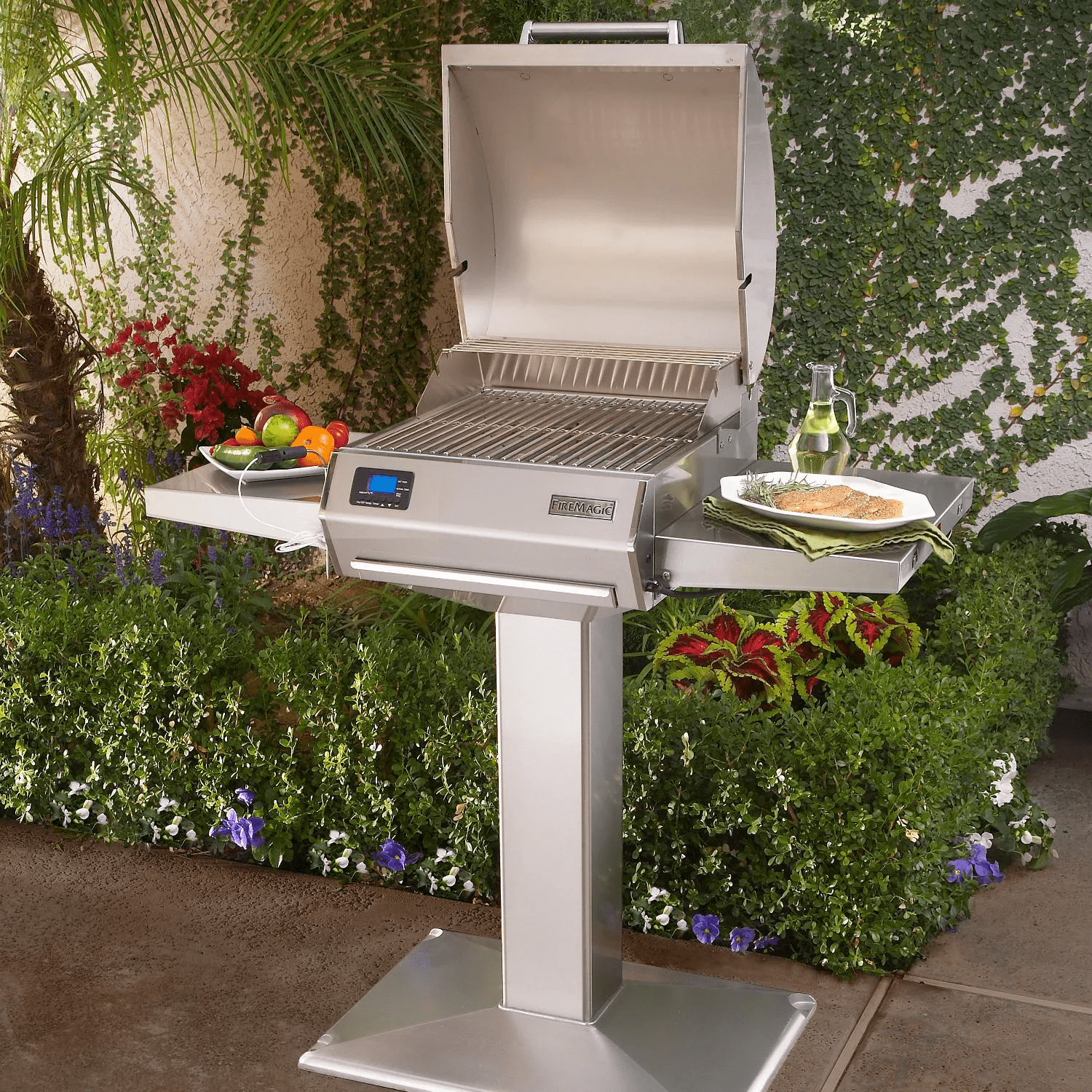 Fire Magic - E250s 1800 Watt Electric Grill On Patio Post - E251S - 1Z1E - P6 - by Fire Magic | Buy at Agent BBQ