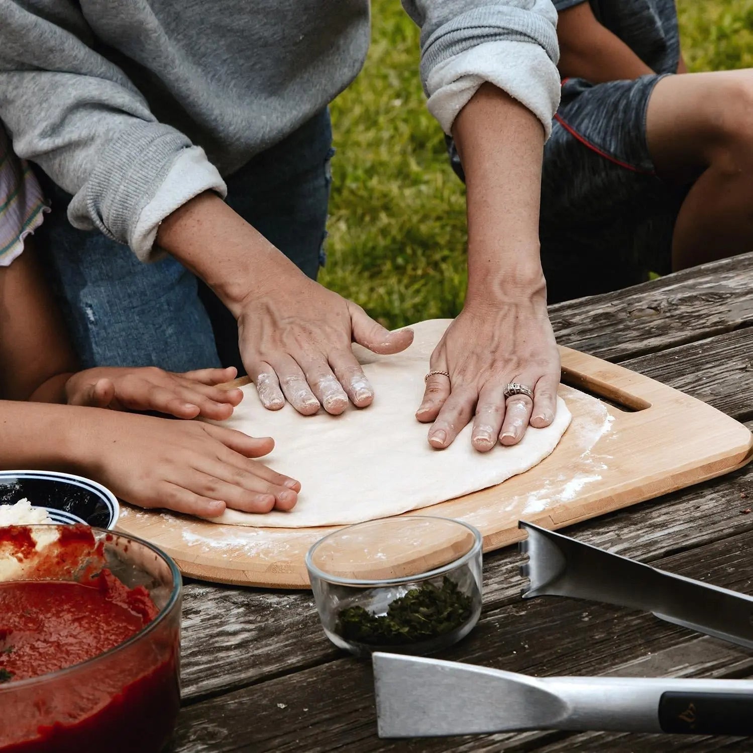 HALO 6 - Piece Cook & Serve Pizza Kit - HZ - 3022 - Pizza Oven Accessories by Halo | Buy at Agent BBQ