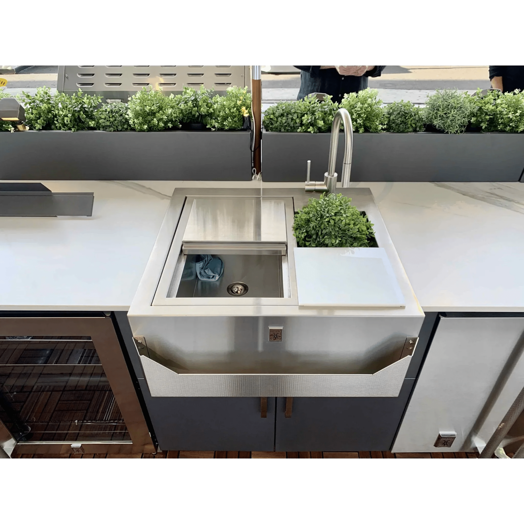 Hestan 30" Refreshment Center - GRC30 - by Hestan | Buy at Agent BBQ