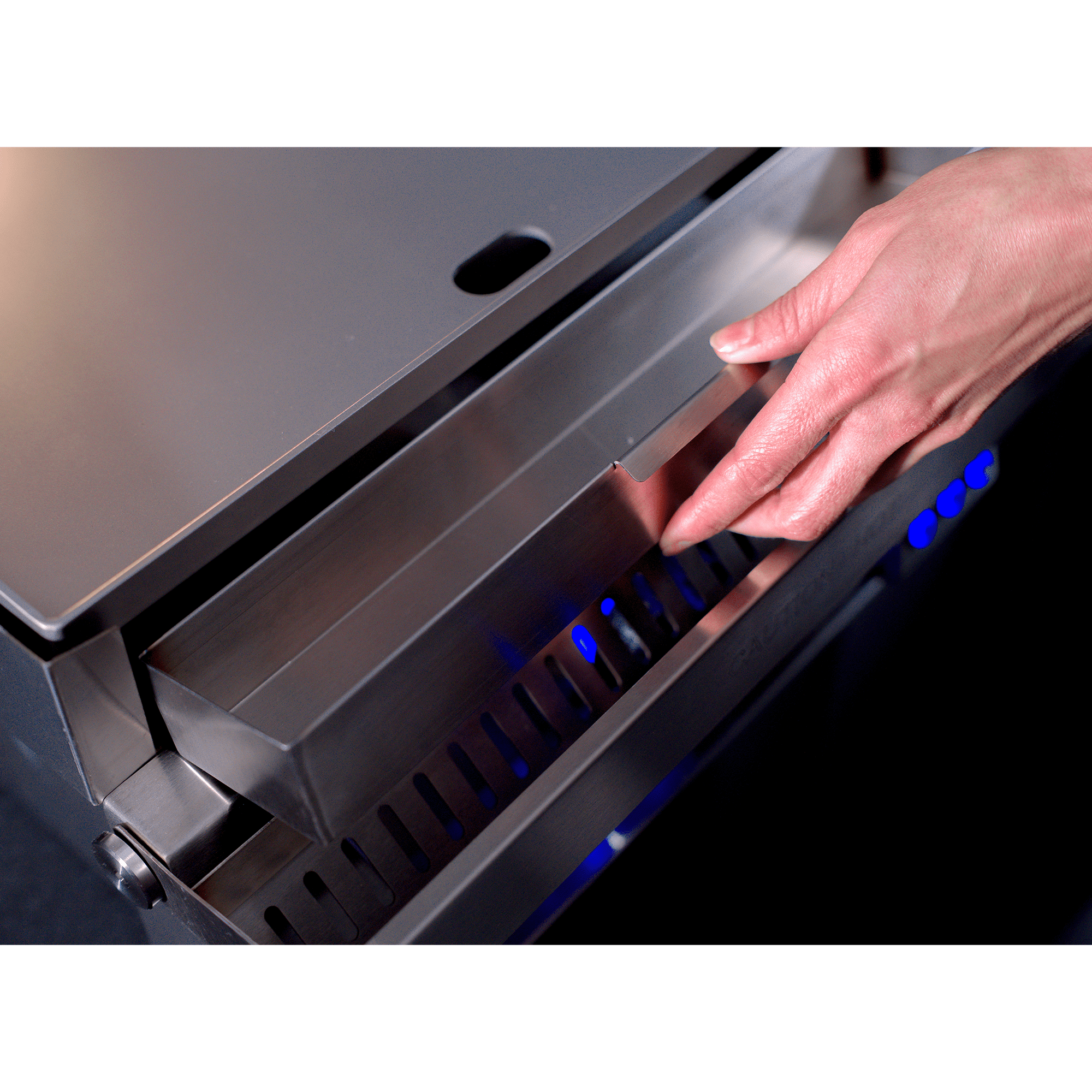 Le Griddle Pro 16 - Inch Built - In Gas Griddle - OML40P3 - by Le Griddle | Buy at Agent BBQ