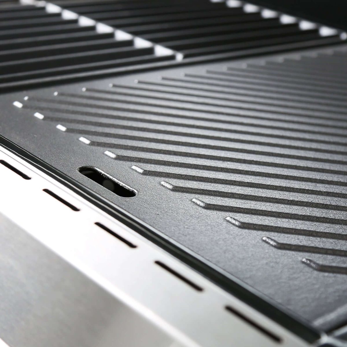 Monument Grills - Cast Iron Cooking Plate - A005 - by Monument Grills | Buy at Agent BBQ