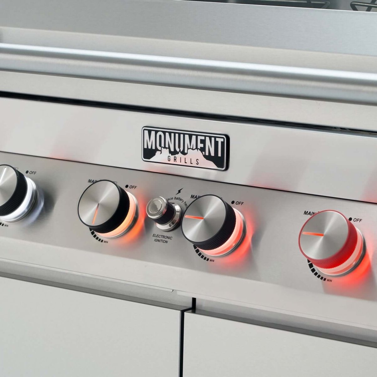 Monument Grills - Denali 605 Pro - Stainless Smart Propane Gas Grill - D605P - by Monument Grills | Buy at Agent BBQ