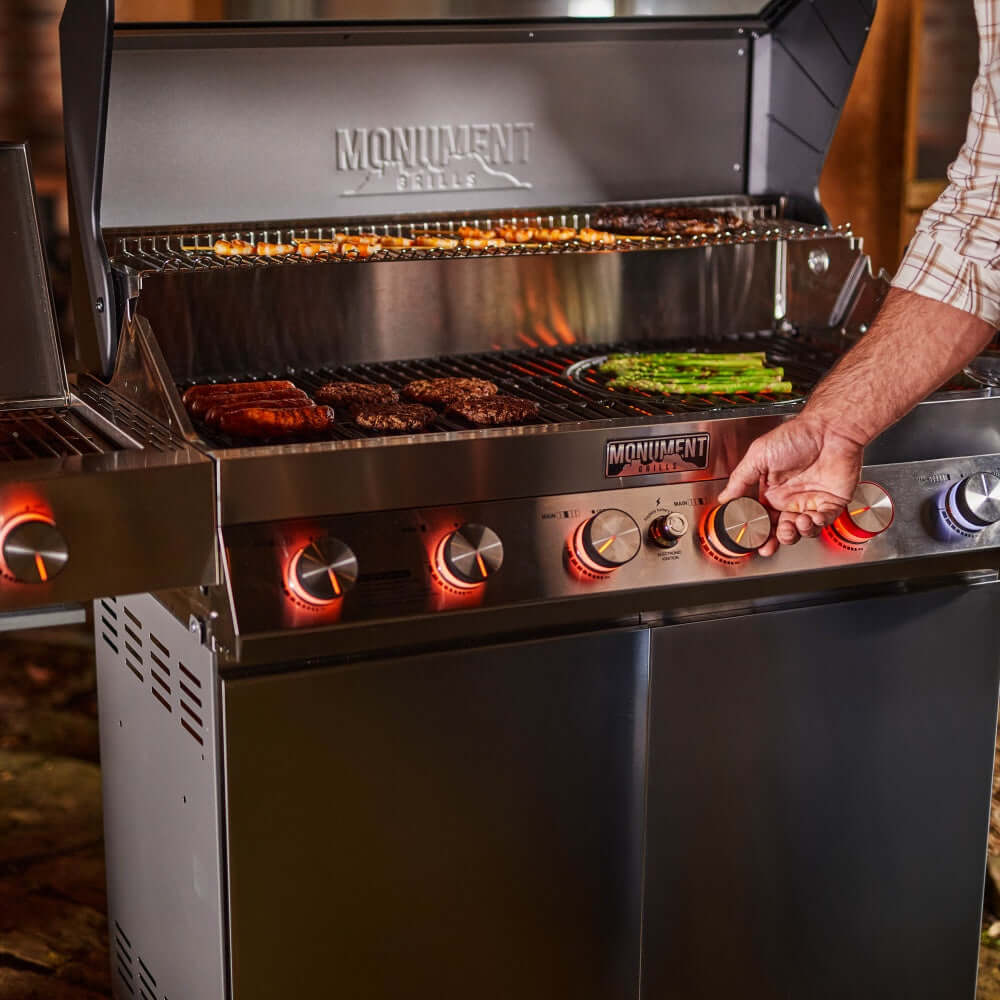Monument Grills - Denali 605 Pro - Stainless Smart Propane Gas Grill - D605P - by Monument Grills | Buy at Agent BBQ
