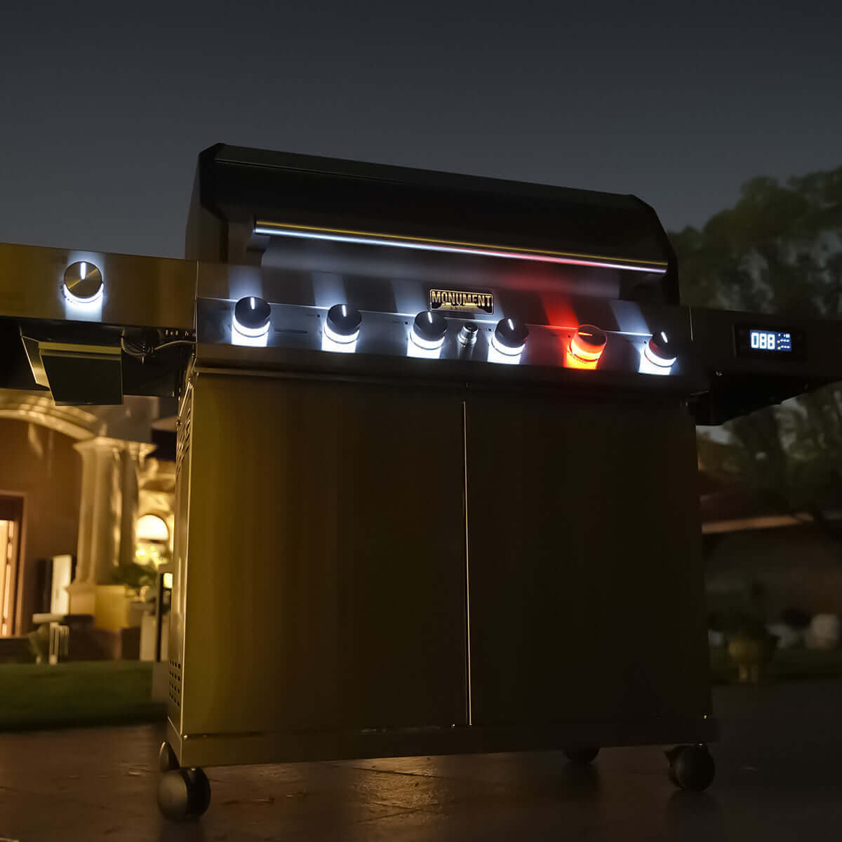 Monument Grills - Denali 605 Pro - Stainless Smart Propane Gas Grill - D605P - by Monument Grills | Buy at Agent BBQ