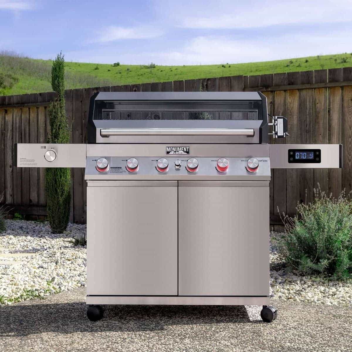Monument Grills - Denali 605 Pro - Stainless Smart Propane Gas Grill - D605P - by Monument Grills | Buy at Agent BBQ