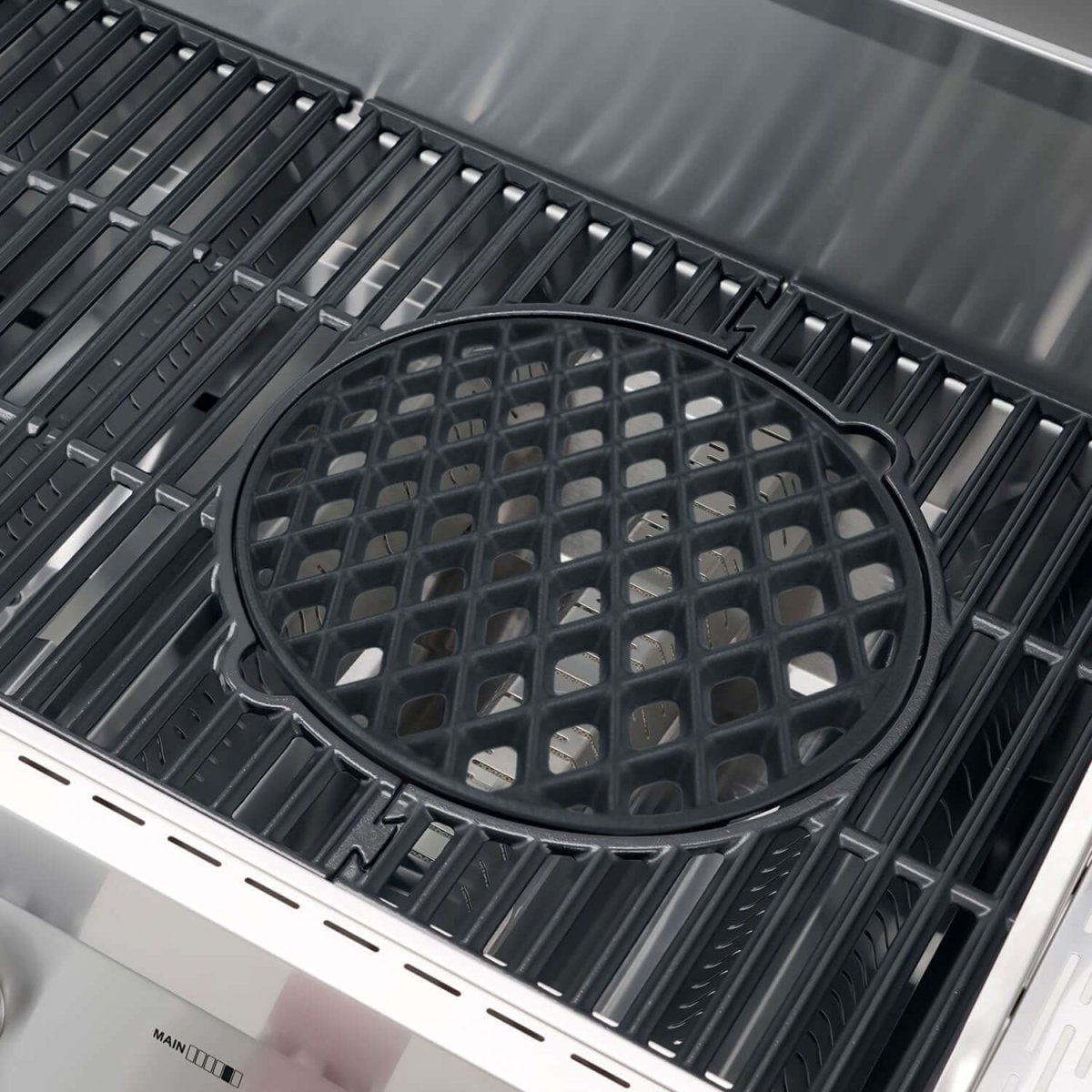 Monument Grills - Denali 605 Pro - Stainless Smart Propane Gas Grill - D605P - by Monument Grills | Buy at Agent BBQ