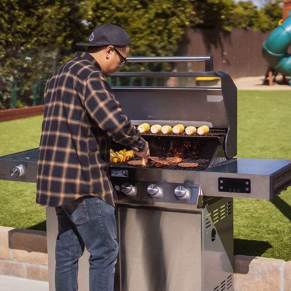 Monument Grills - Denali 605 - Stainless Smart Tech Natural/Propane Gas Grill - D605 - by Monument Grills | Buy at Agent BBQ