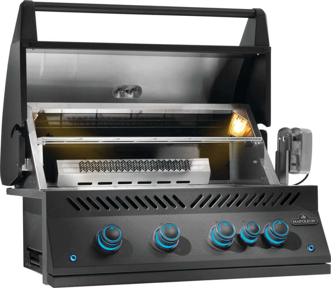 Napoleon Built - In 700 Series 32 Inch Phantom Gas Grill - Built - In Propane or Natural Gas Grills by Napoleon | Buy at Agent BBQ
