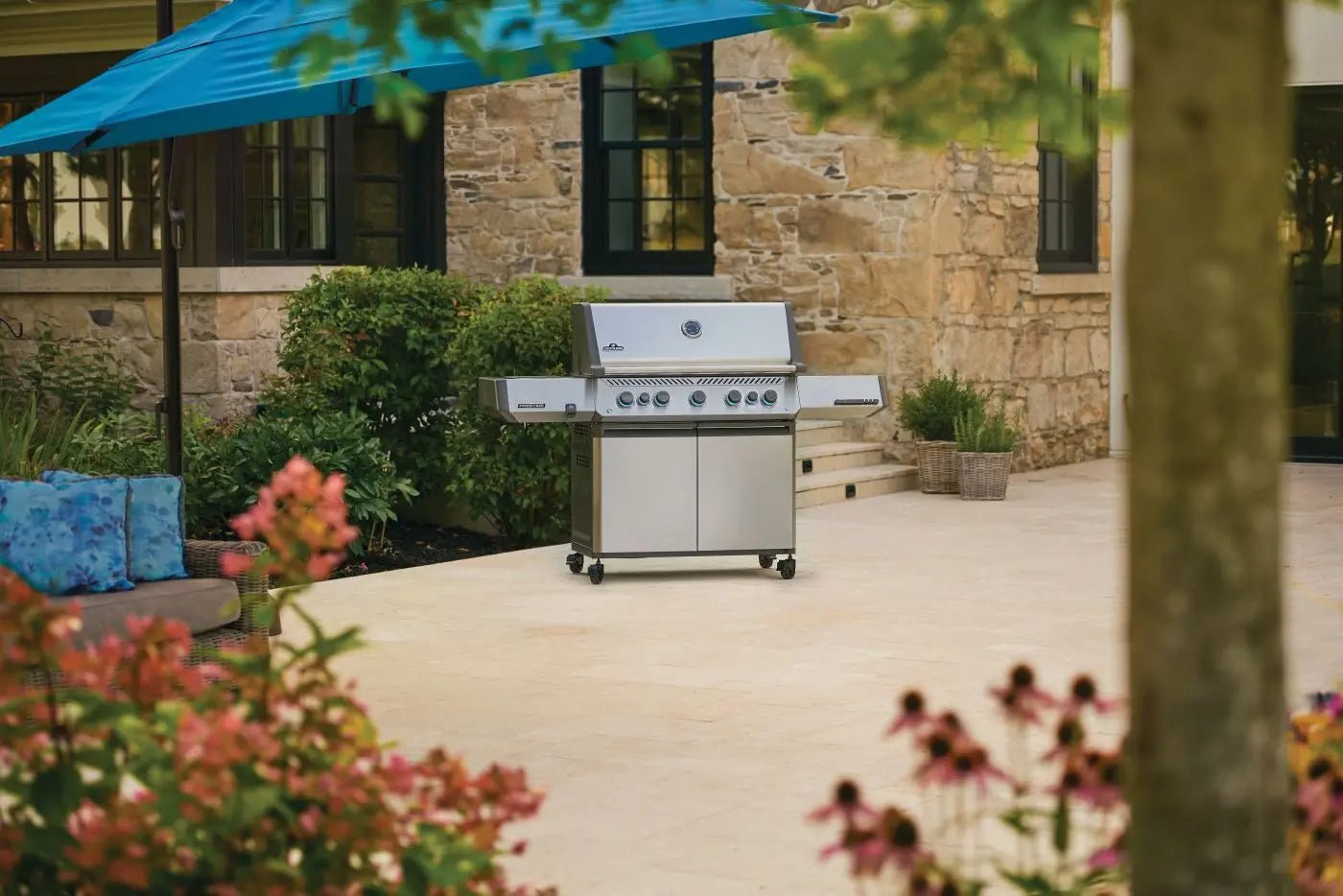 Napoleon Prestige 665 RSIB - P665VRSIB - Outdoor Grills by Napoleon | Buy at Agent BBQ