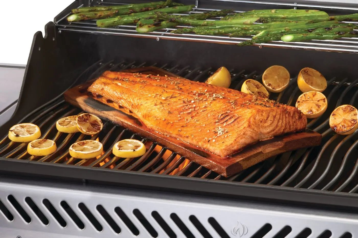 Napoleon Rogue PRO 625 5 - Burner Gas Grill w/ Side Burner (Stainless Steel) - RP625SISS - 2 - Outdoor Grills by Napoleon | Buy at Agent BBQ