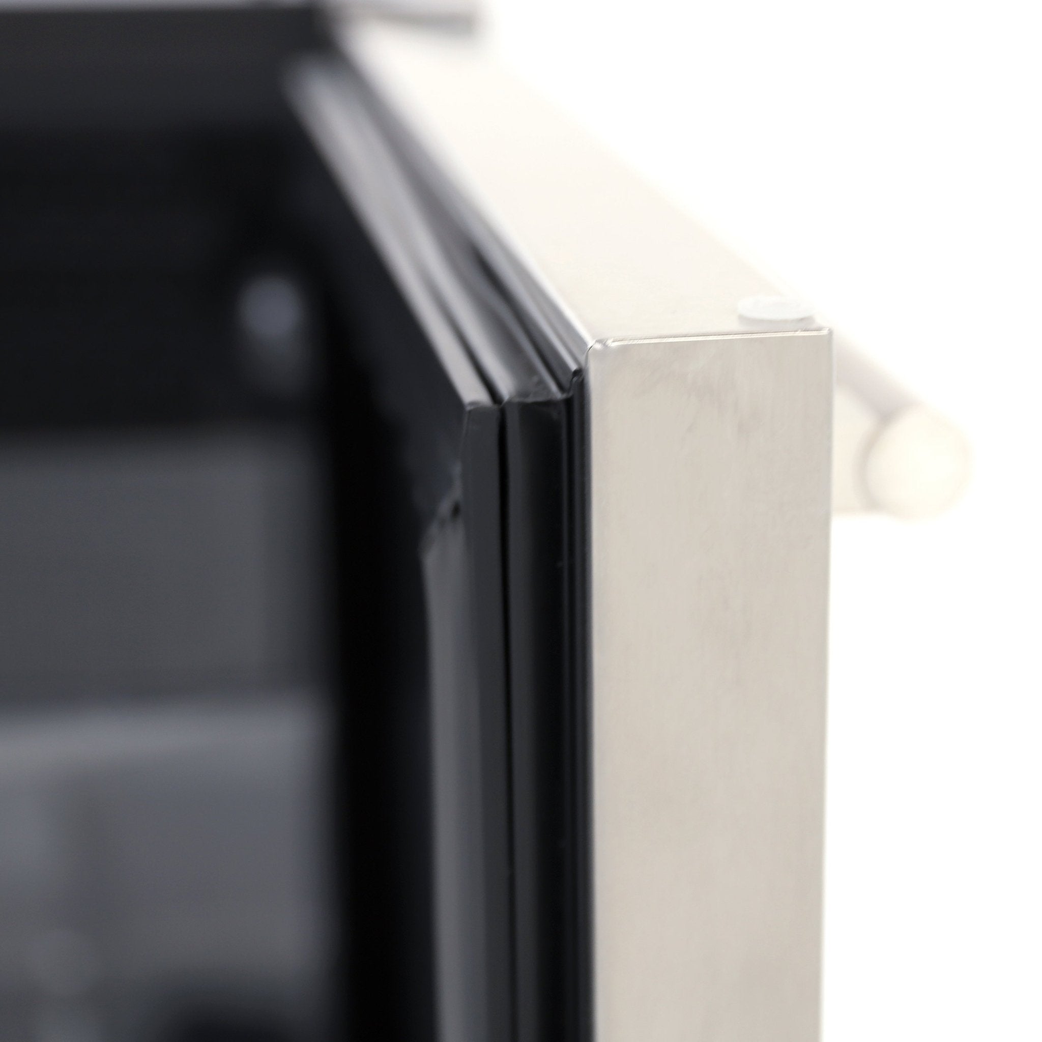 Sapphire Series 3 Premium Indoor/Outdoor Ice Maker - SCIM153SSPR - Ice Maker by Sapphire | Buy at Agent BBQ