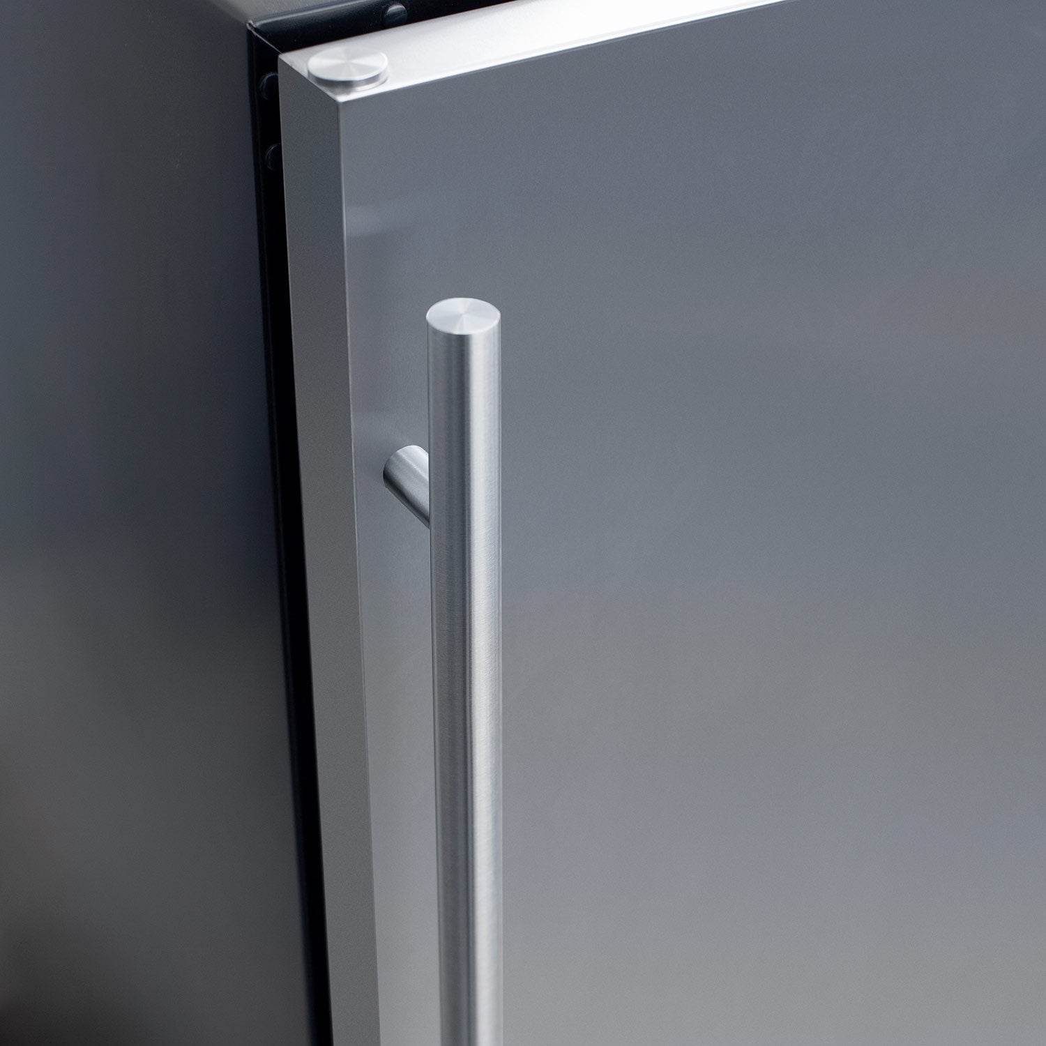 Summerset 15-Inch Outdoor Rated Refrigerator with Stainless Steel Door - Grill : Refrigeration by Summerset | Buy at Agent BBQ