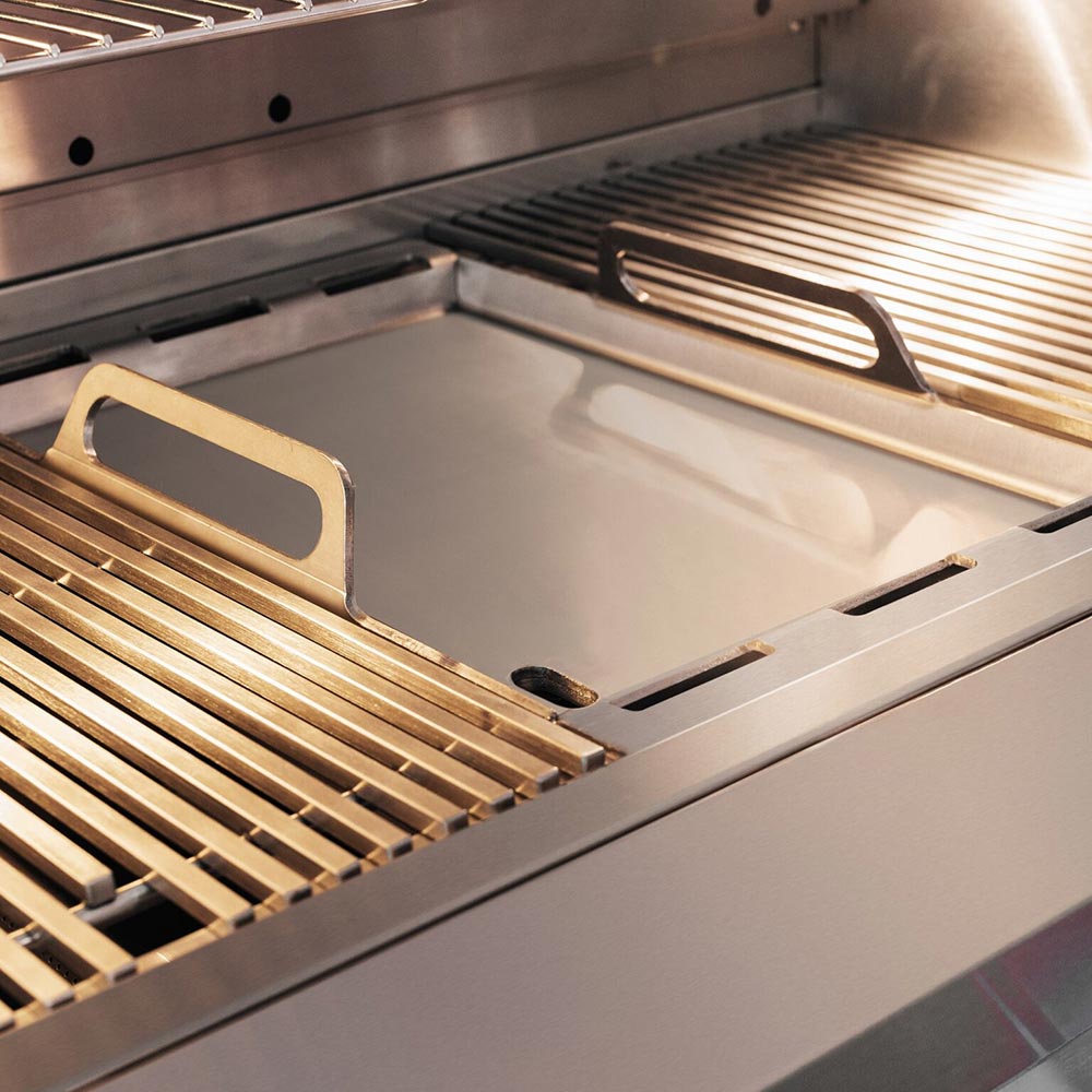 Summerset Quest Series Built-In Gas Grill, 30-Inch - Grill : Gas by Summerset | Buy at Agent BBQ